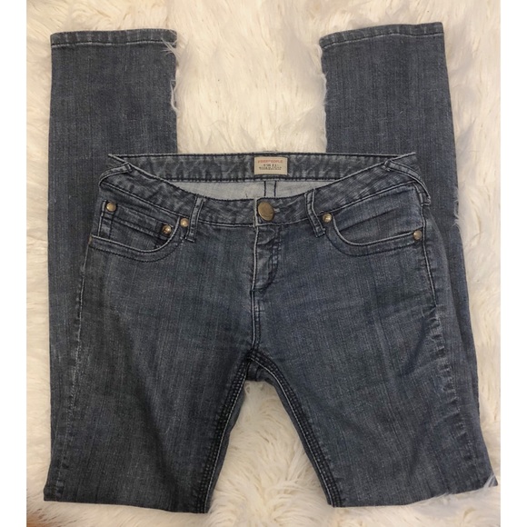 ⚡️SALE! Free People Women’s Jeans - Picture 2 of 6